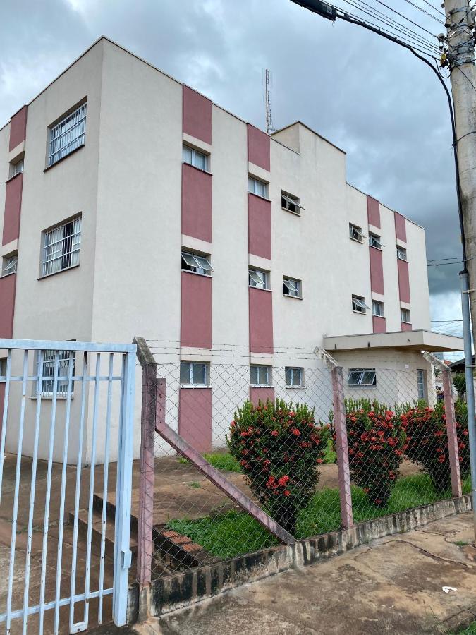 Apartamento Em Olímpia Exterior foto